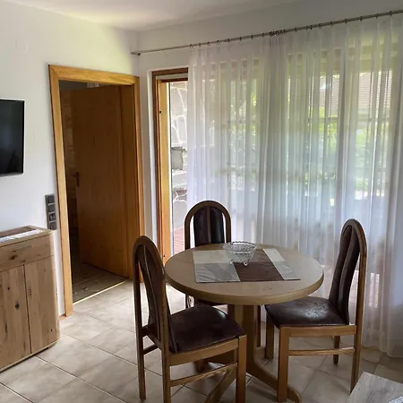 Am Steinbach Apartment *